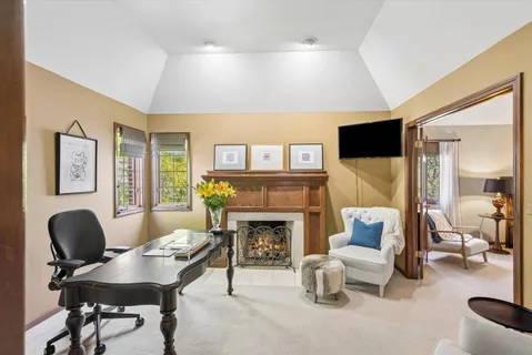 $1,265,000 | 450 Stagecoach Run, Glen Ellyn, IL 60137
