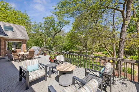 $1,265,000 | 450 Stagecoach Run, Glen Ellyn, IL 60137