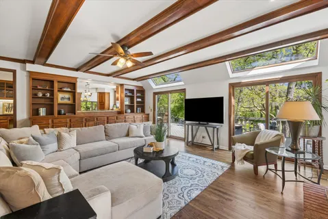 $1,265,000 | 450 Stagecoach Run, Glen Ellyn, IL 60137