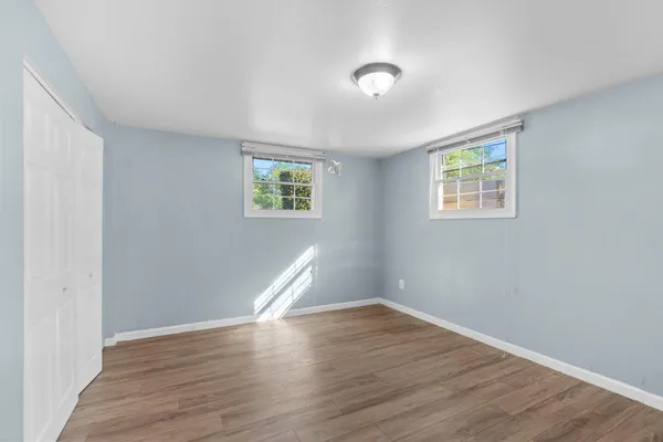 $650,000 | 109 North Aspen Avenue, Sterling, VA 20164