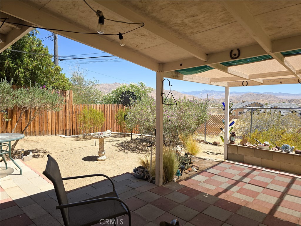 23911 Tahquitz Road Apple Valley, CA 92307 - Photo 12 of 32