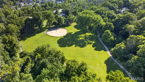 $410,000 | 11929 Paradise Lane, Des Peres, MO 63131