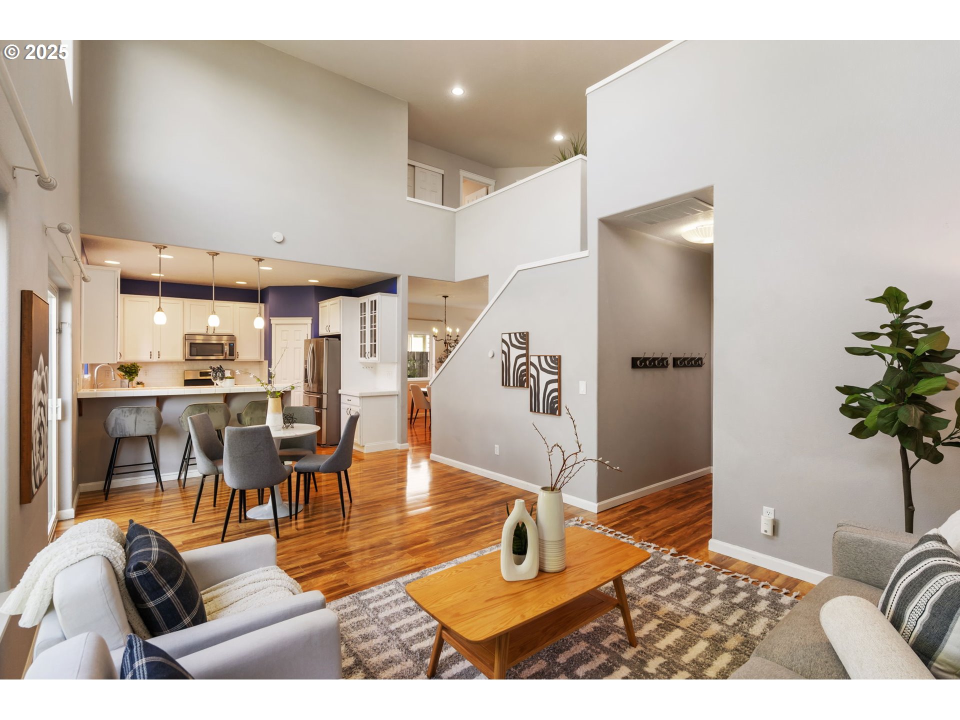 6379 Southeast 31st Terrace Gresham, OR 97080 - Photo 12 of 42 a living room with furniture and a potted plant