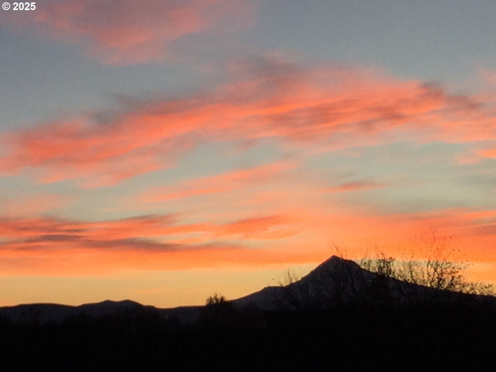 6379 Southeast 31st Terrace Gresham, OR 97080 - Photo 30 of 42 a view of sunset