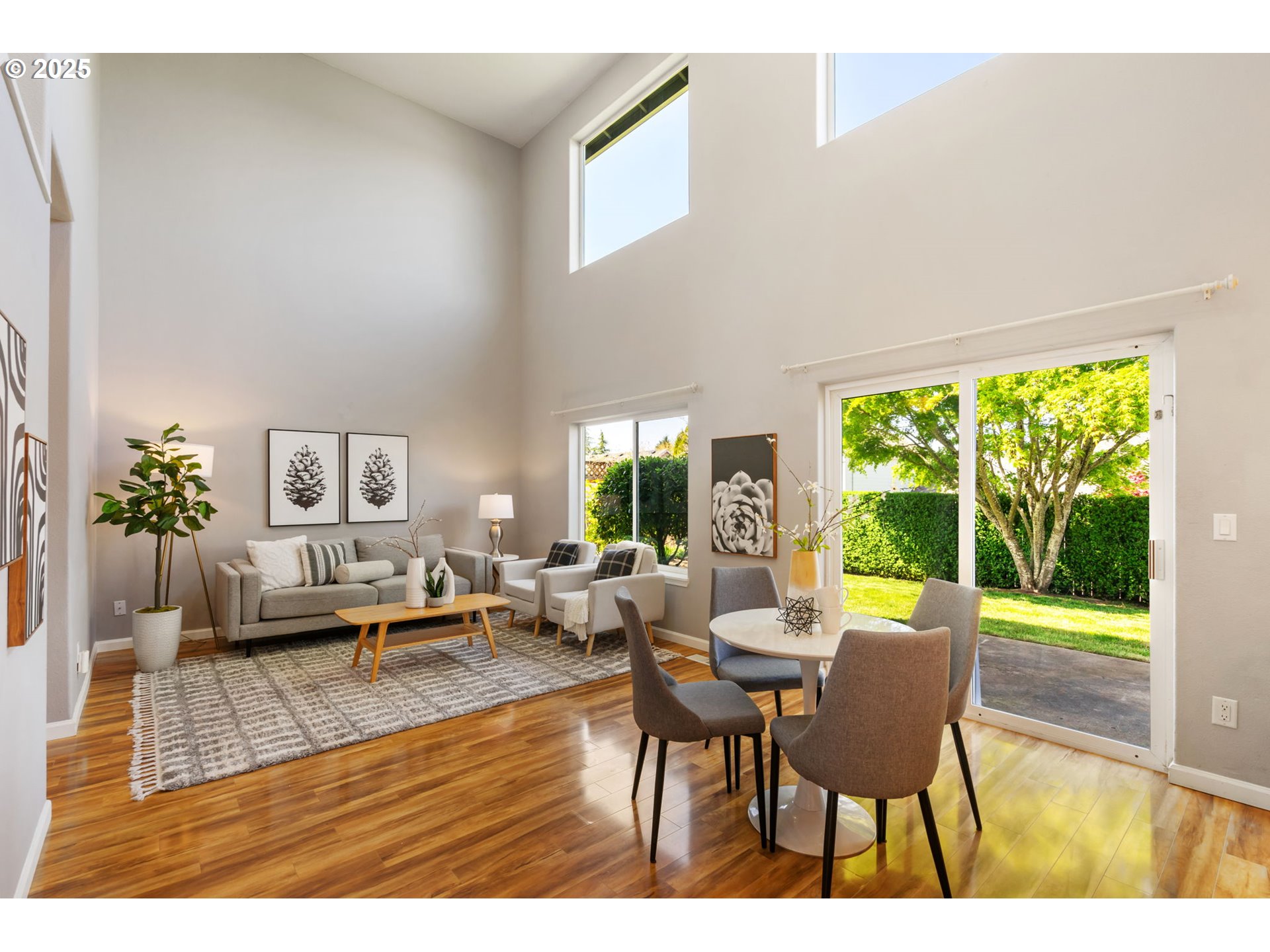 6379 Southeast 31st Terrace Gresham, OR 97080 - Photo 8 of 42 a living room with furniture and a large window