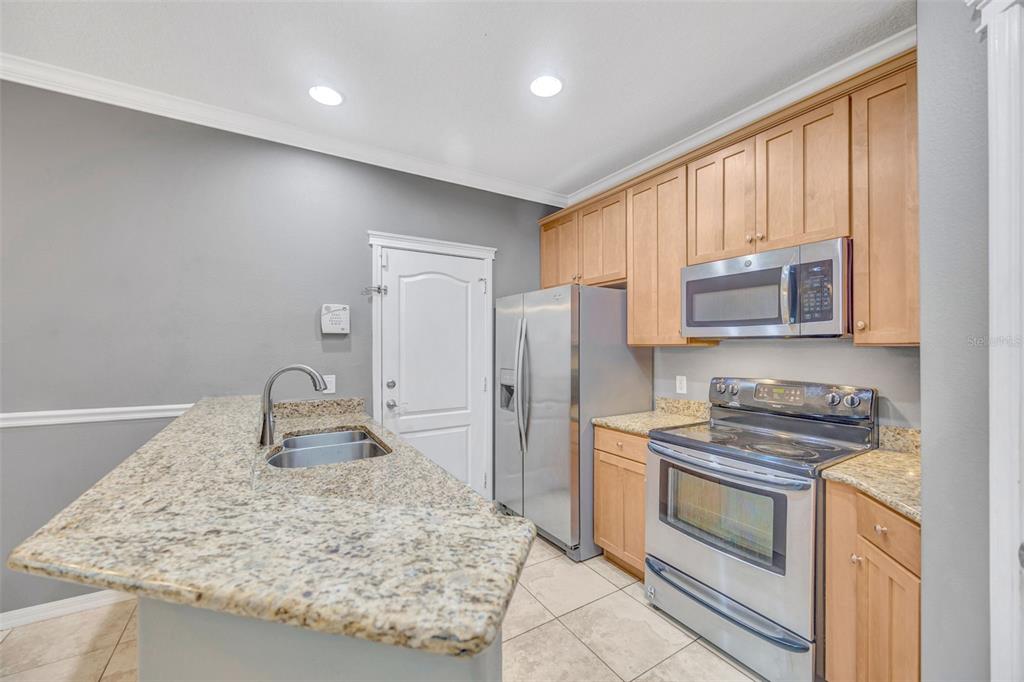 6020 Fishhawk Crossing Boulevard Lithia, FL 33547 - Photo 7 of 68