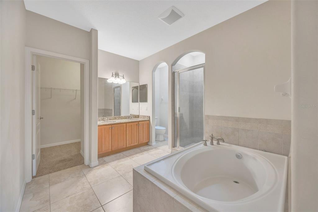 6020 Fishhawk Crossing Boulevard Lithia, FL 33547 - Photo 9 of 68