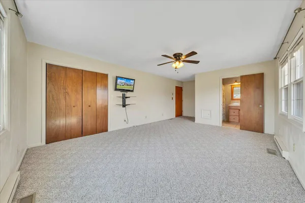 $324,950 | 19 Hillmount Drive, Salem, VA 24153