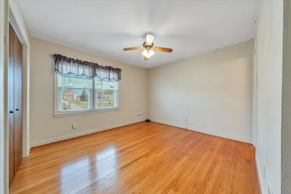 $324,950 | 19 Hillmount Drive, Salem, VA 24153