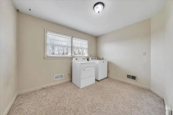 $324,950 | 19 Hillmount Drive, Salem, VA 24153