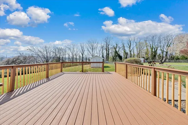 $324,950 | 19 Hillmount Drive, Salem, VA 24153