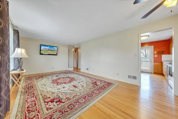$324,950 | 19 Hillmount Drive, Salem, VA 24153