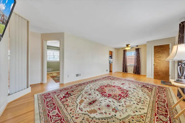 $324,950 | 19 Hillmount Drive, Salem, VA 24153