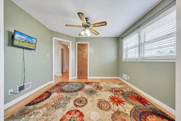 $324,950 | 19 Hillmount Drive, Salem, VA 24153