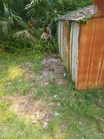a view of a entryway front of house