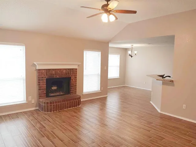 $1,895 | 532 Brandy Court, Saginaw, TX 76179