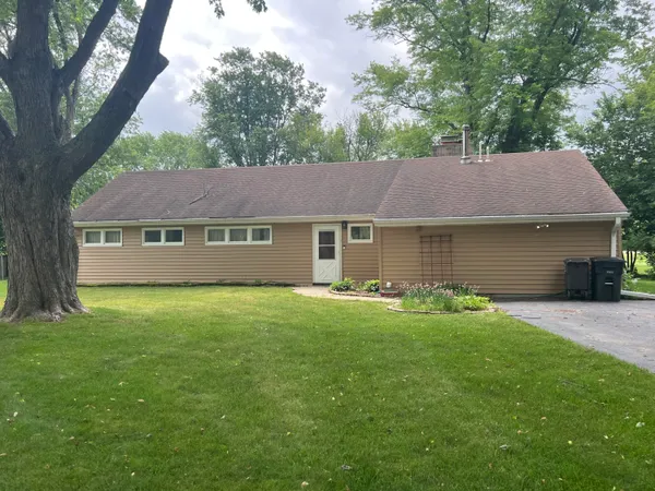 $195,000 | N15W27548 Pheasant Lane, Pewaukee, WI 53072