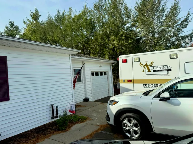 $464,999 | 39 A Waterbury Road, Prospect, CT 06712