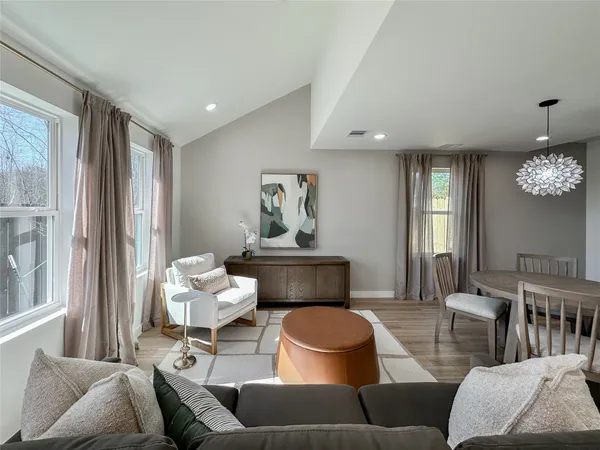 $1,750 | 2714 Discovery Trails, Conroe, TX 77301