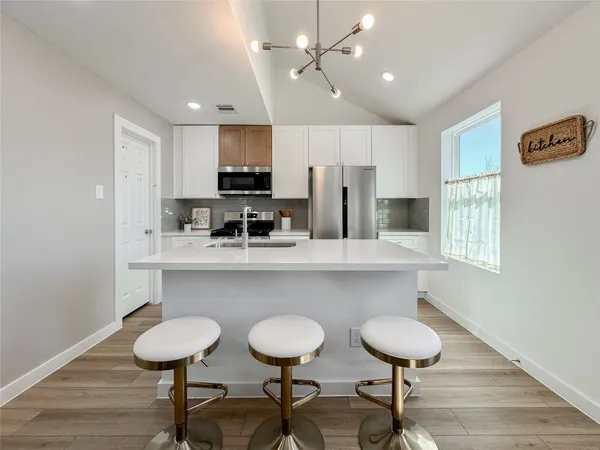 $1,750 | 2714 Discovery Trails, Conroe, TX 77301