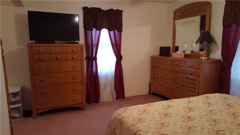 417 Ohio Avenue Rochester, PA 15074 - Photo 18 of 24