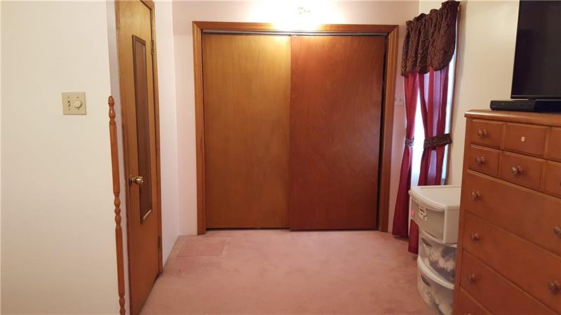 417 Ohio Avenue Rochester, PA 15074 - Photo 19 of 24