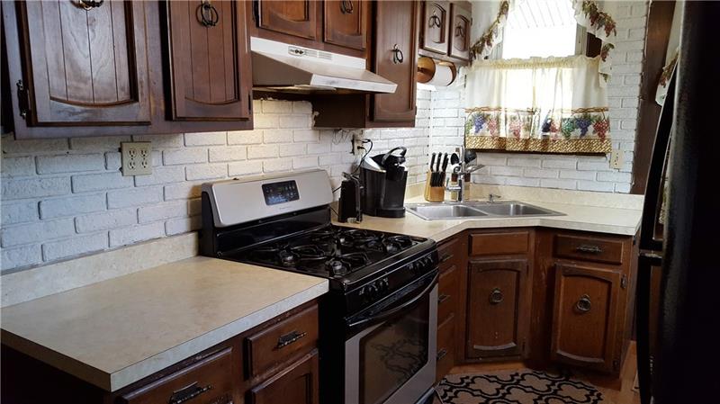 417 Ohio Avenue Rochester, PA 15074 - Photo 9 of 24