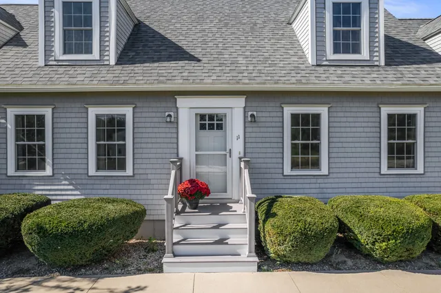 $795,000 | 11 Orchard Farm Road, York, ME 03909