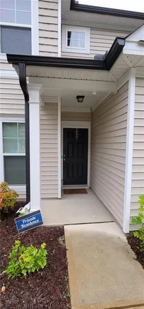 $2,500 | 3433 Cascade Parc Boulevard Southwest, Atlanta, GA 30311
