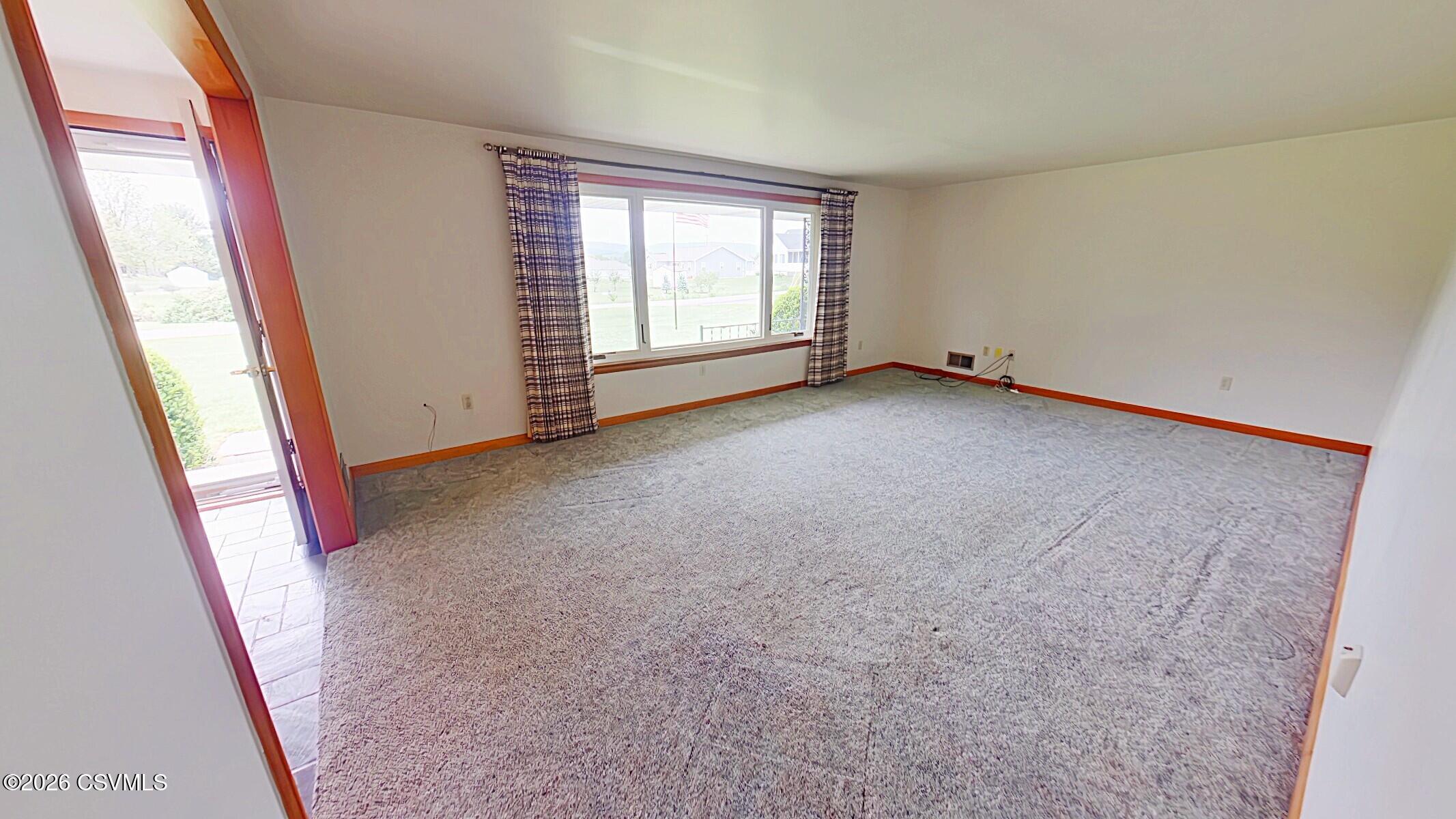 215 West Kline Road Nescopeck, PA 18635 - Photo 2 of 45