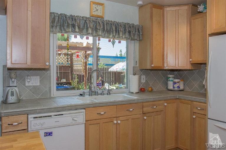 2247 Workman Avenue Simi Valley, CA 93063 - Photo 3 of 24 Additional Photo