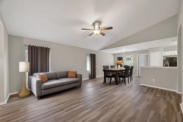 $275,000 | 27812 Red Fox Road, Tomball, TX 77377