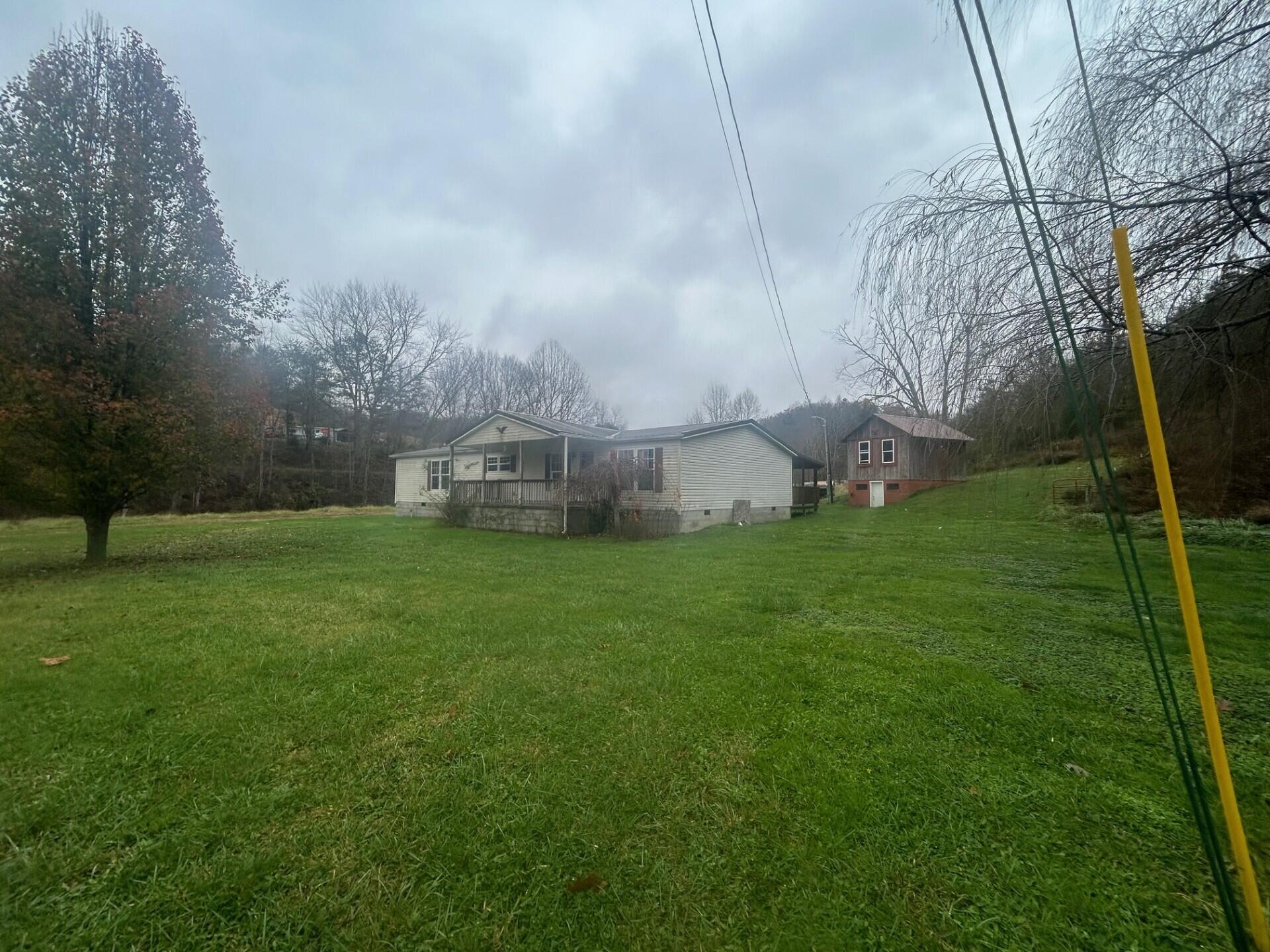 2009 Caskey Fork Road Hazel Green, KY 41332 - Photo 5 of 23 thumbnail_IMG_7777