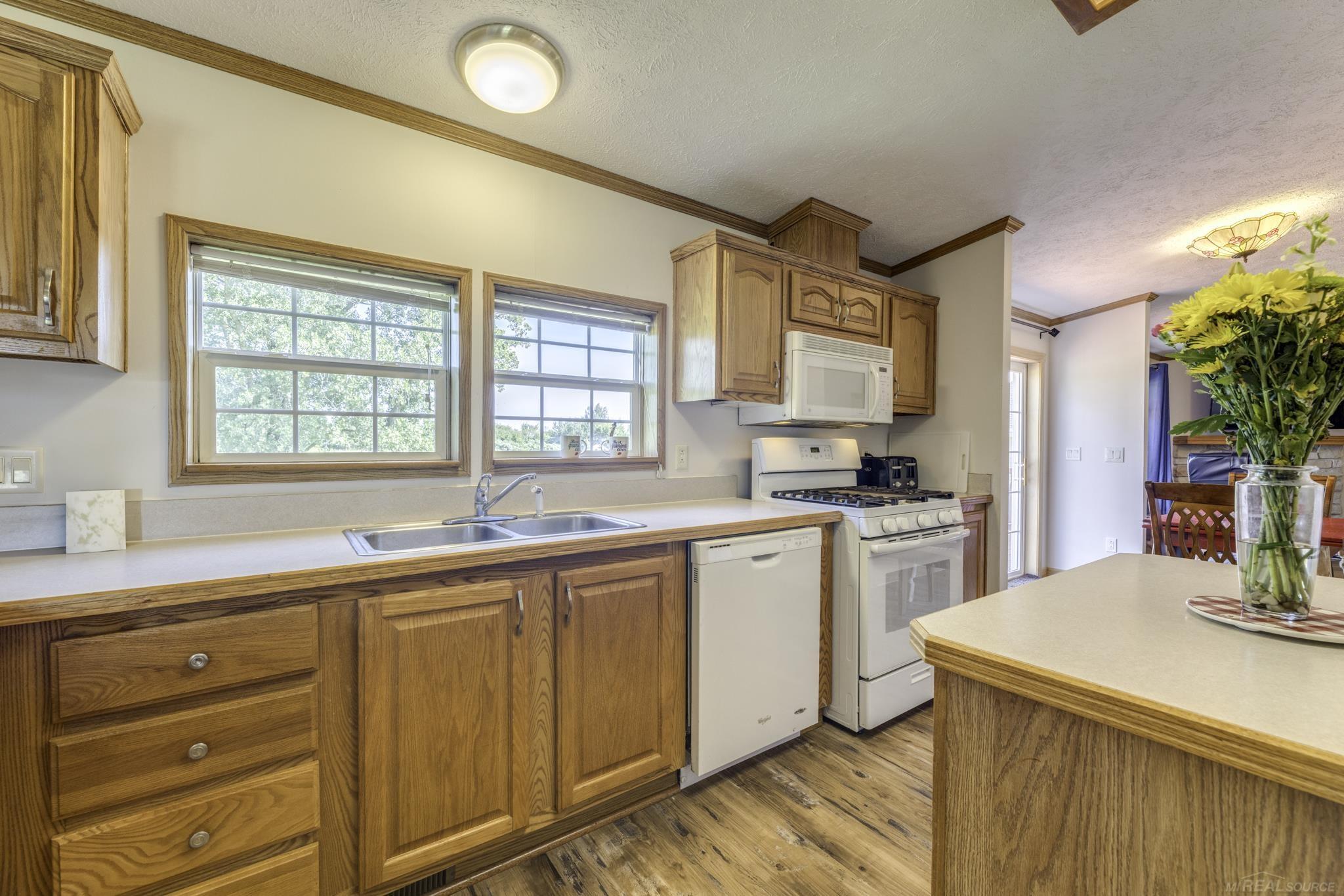 5166 McIntyre Road North Street, MI 48049 - Photo 15 of 48