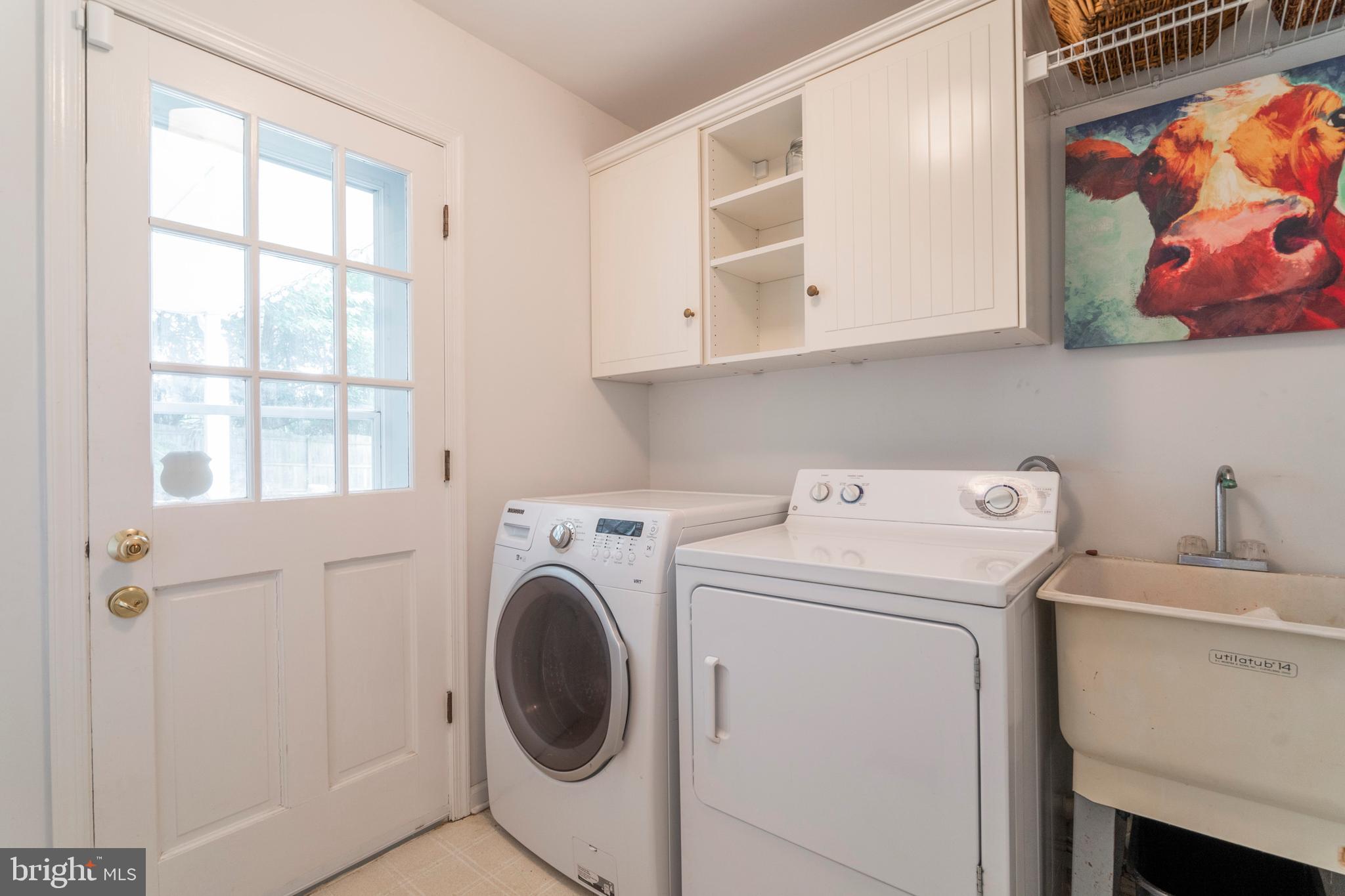 710 North Reeds Road Downingtown, PA 19335 - Photo 17 of 32 Laundry Room - utility sink & storage