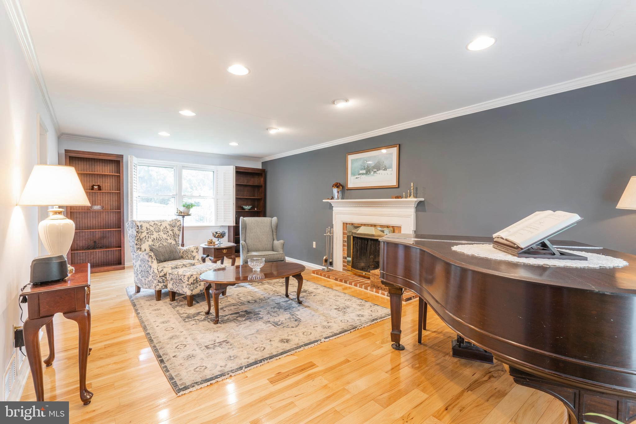 710 North Reeds Road Downingtown, PA 19335 - Photo 6 of 32 Living Room - wood burning fireplace