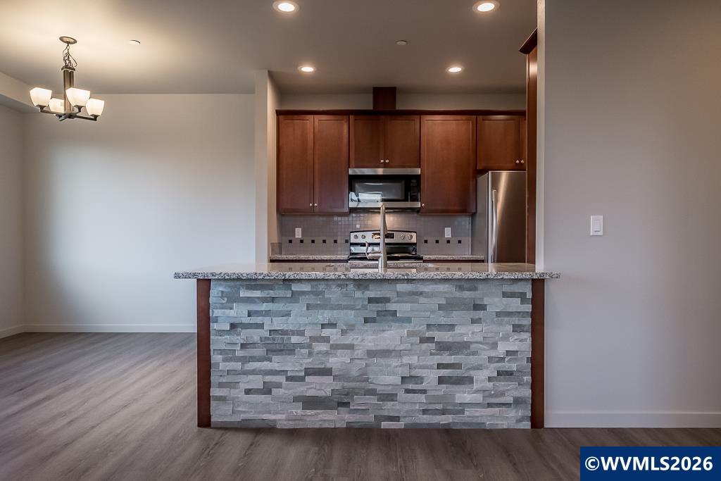 400 West Rose Street Lebanon, OR 97355 - Photo 12 of 40