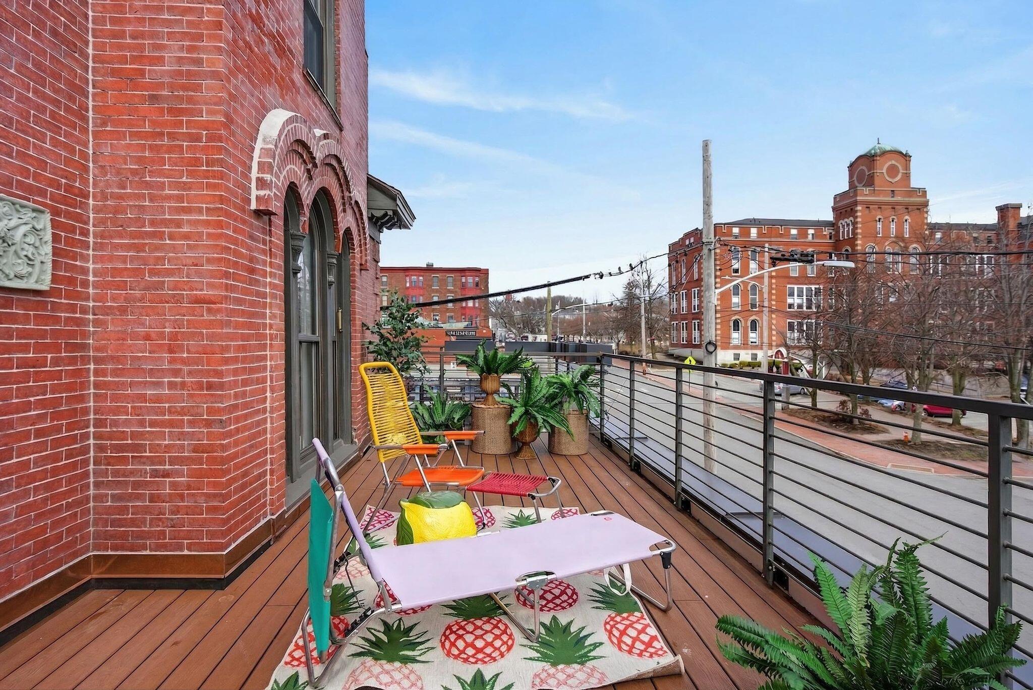 273 Congress Street, Unit 9 Portland, ME 04101 - Photo 21 of 45 Expansive balcony