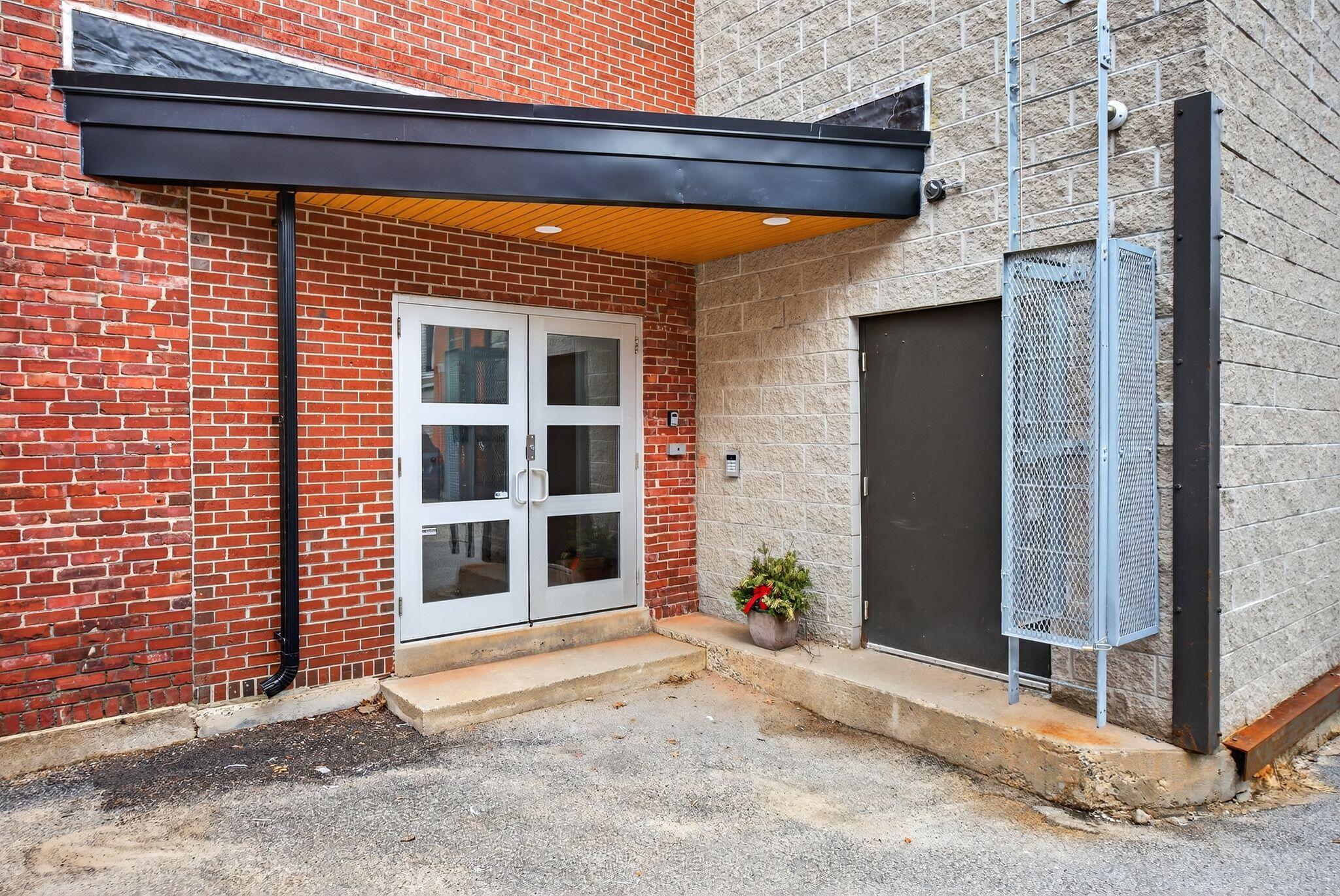 273 Congress Street, Unit 9 Portland, ME 04101 - Photo 35 of 45 Entrance to building