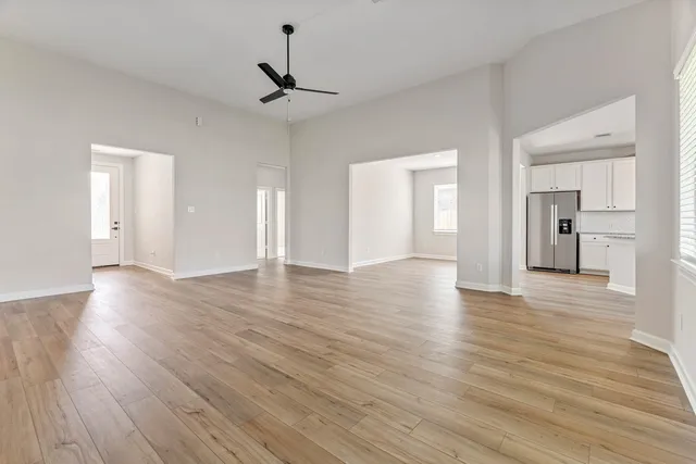 $361,900 | 1927 June Lk Lane, Iowa Colony, TX 77583