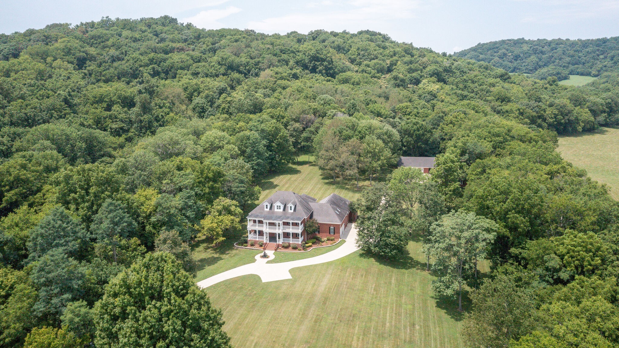 2100 Cheatham Springs Road Eagleville, TN 37060 - Photo 3 of 48 Gallery Image 3