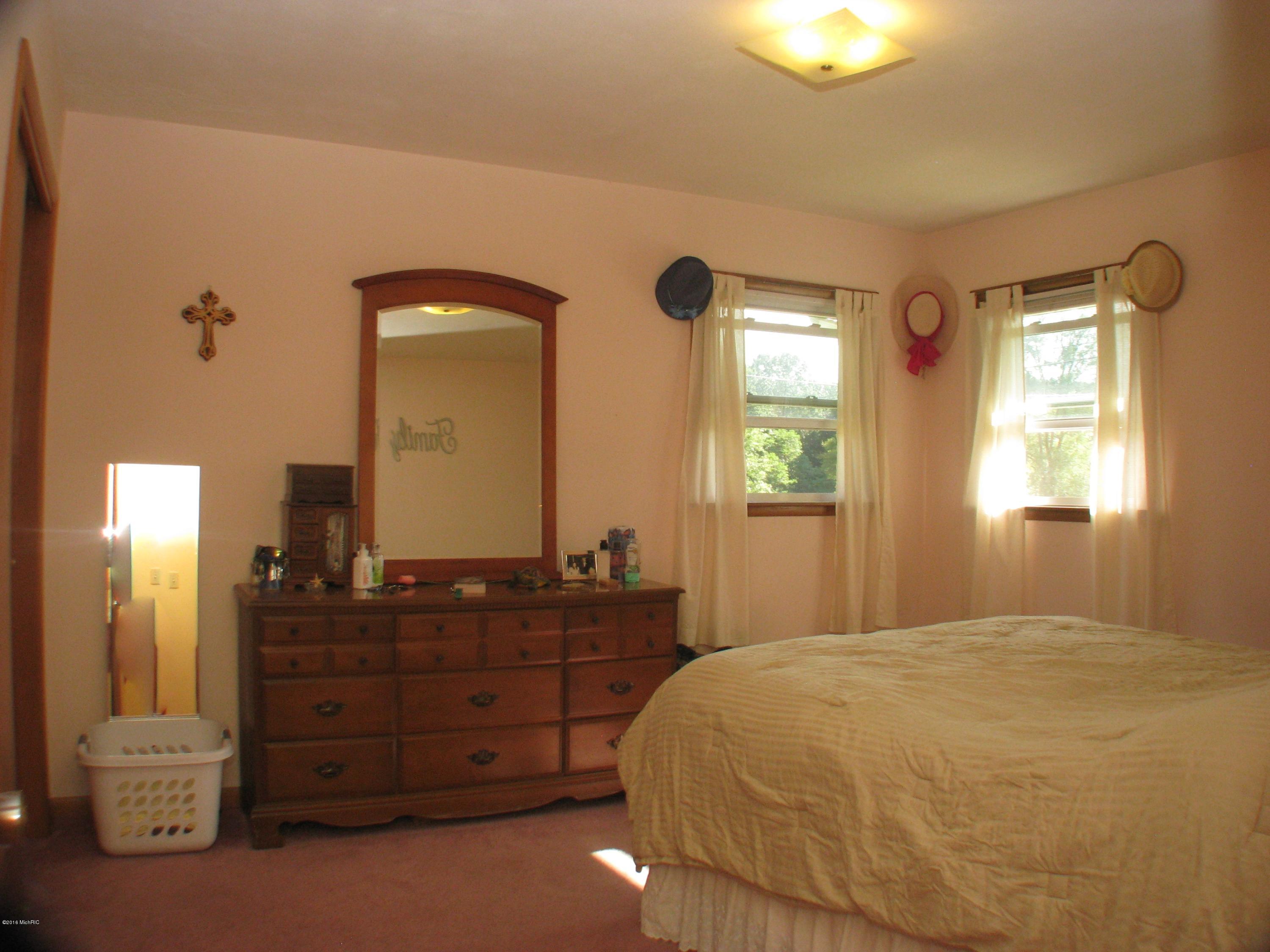 4953 Ridge Road Stevensville, MI 49127 - Photo 11 of 26 IMG_4962