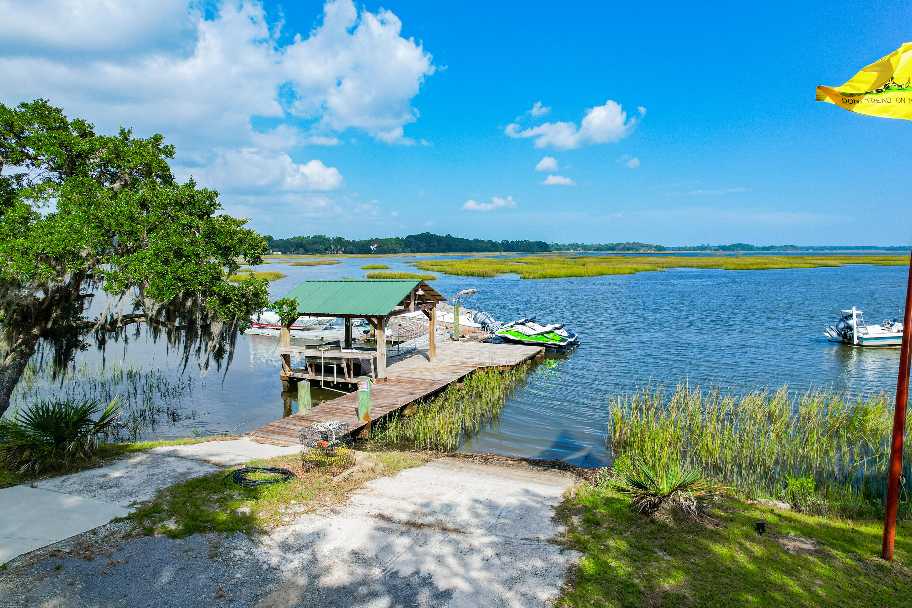 4639 Shark Hole Road Meggett, SC 29449 - Photo 2 of 100 4639 Shark Hole (63)