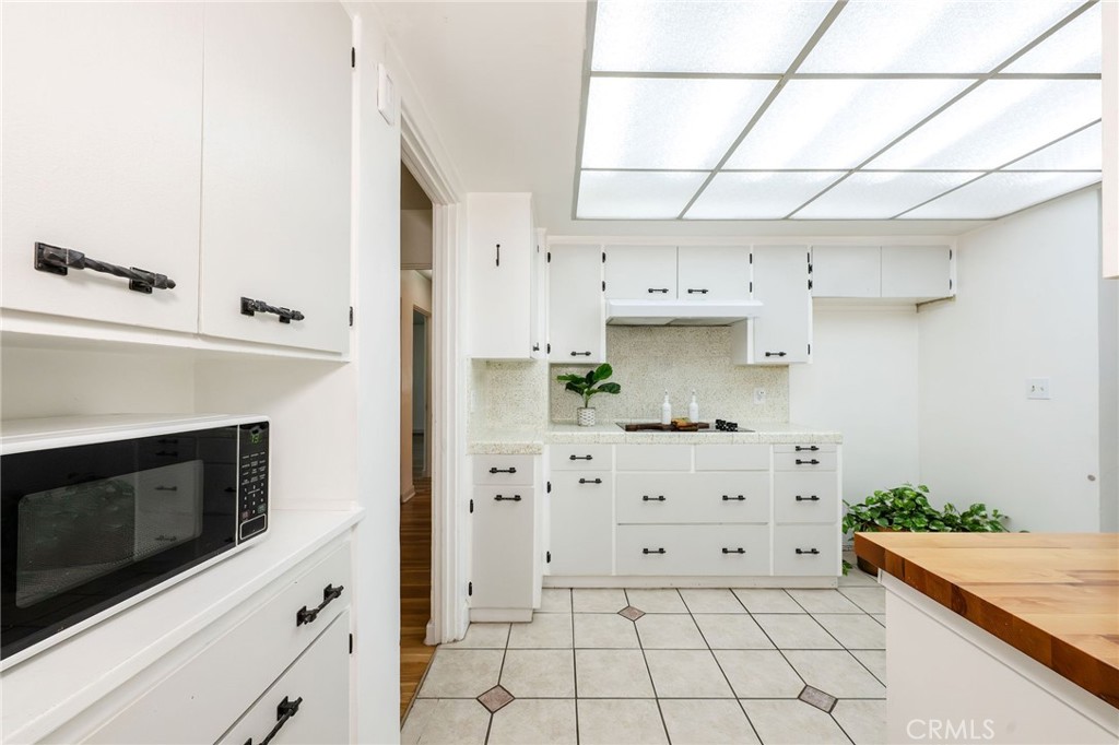 929 3rd Street Orland, CA 95963 - Photo 20 of 61 So much storage in Kitchen
