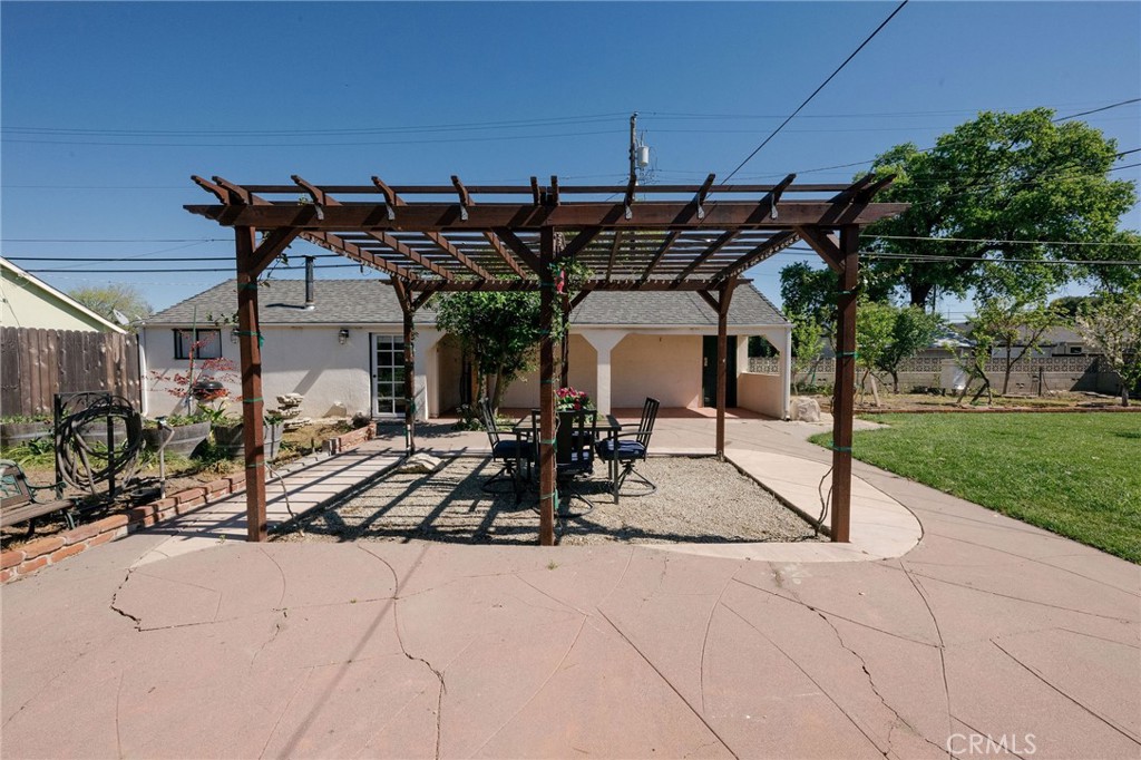 929 3rd Street Orland, CA 95963 - Photo 39 of 61 Outdoor Pergula Area