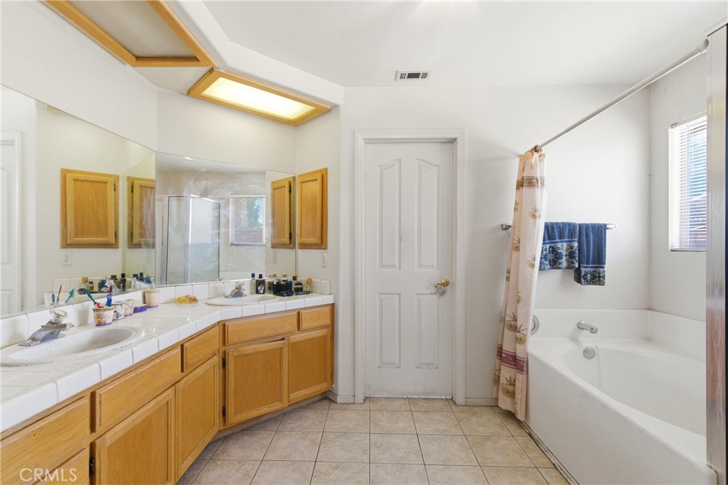 16433 Pauhaska Road Apple Valley, CA 92307 - Photo 28 of 50