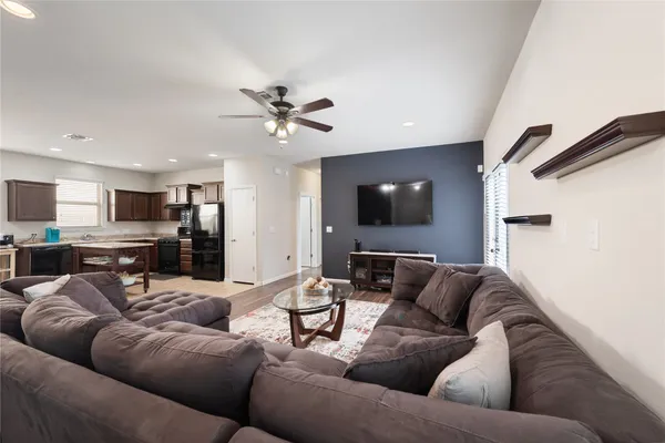 $1,650 | 213 Sambar Drive, Buda, TX 78610