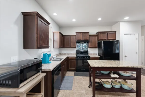 $1,650 | 213 Sambar Drive, Buda, TX 78610