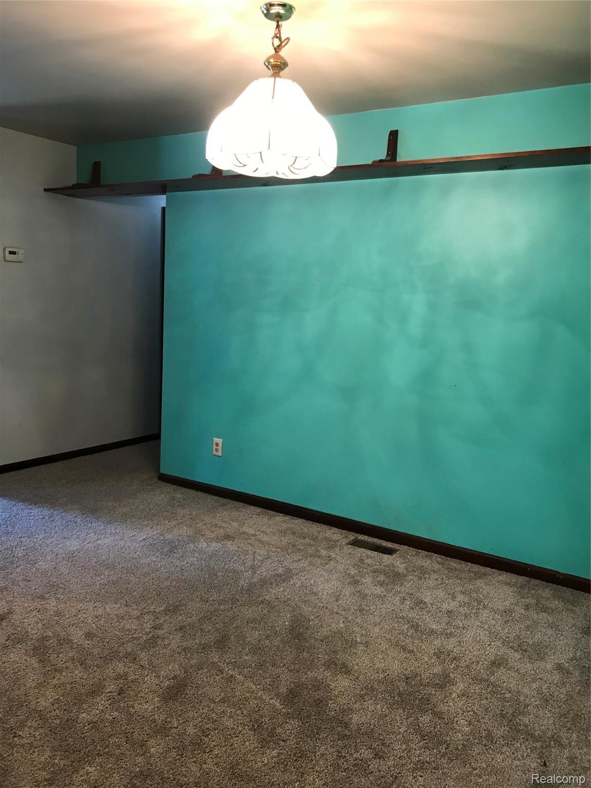 7044 Henderson Road Goodrich, MI 48438 - Photo 8 of 27 New carpeting