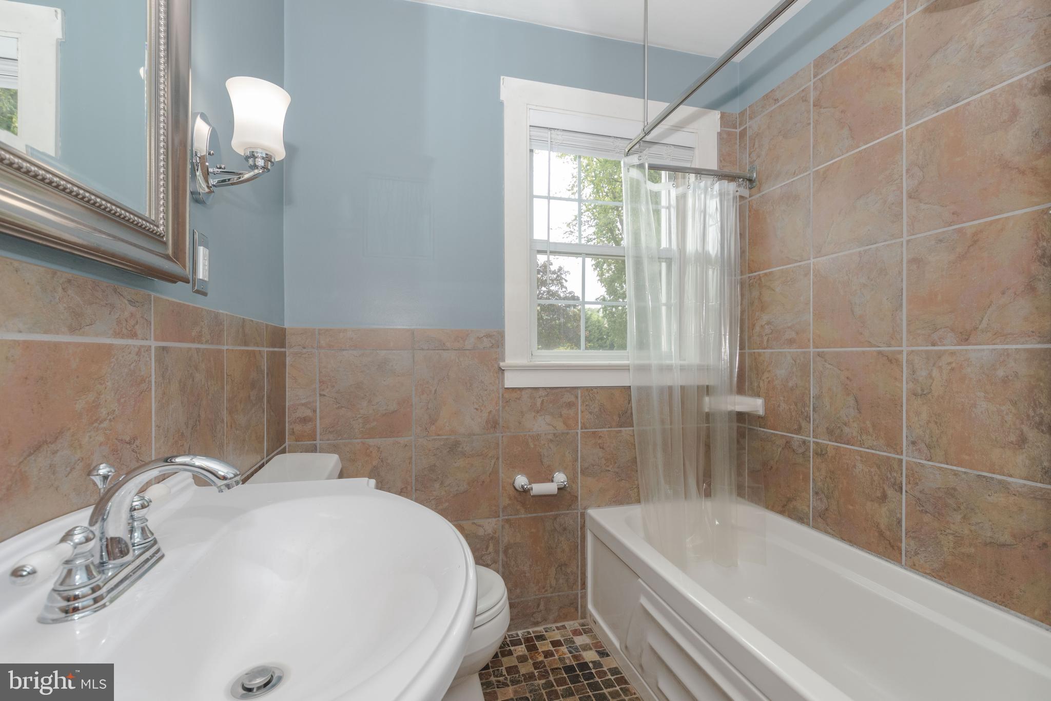 2311 Philadelphia Road Edgewood, MD 21040 - Photo 27 of 61 First Floor Bath